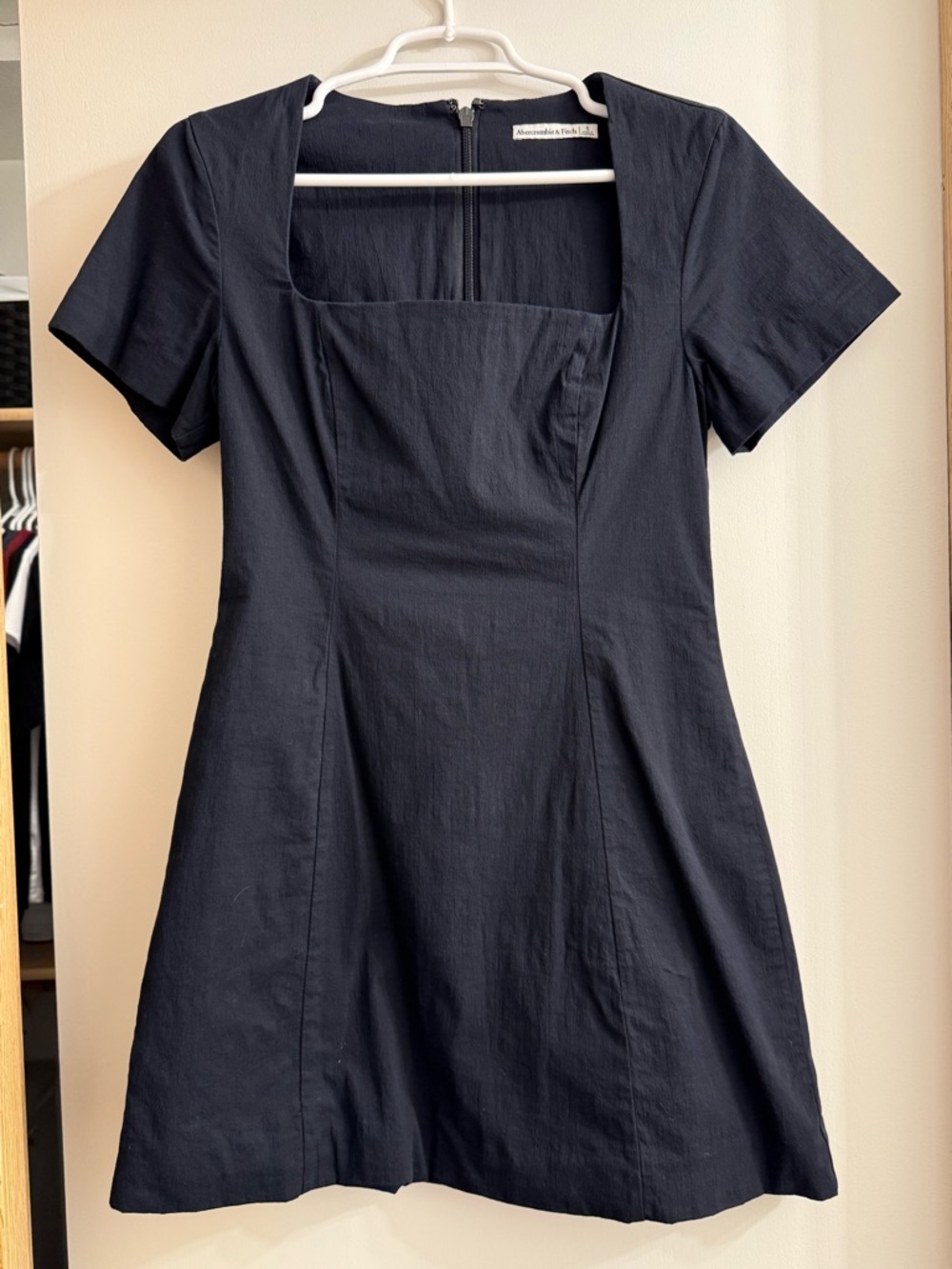abercrombie little black dress
